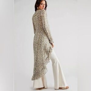 Free People Floral Long Blouse - Cream